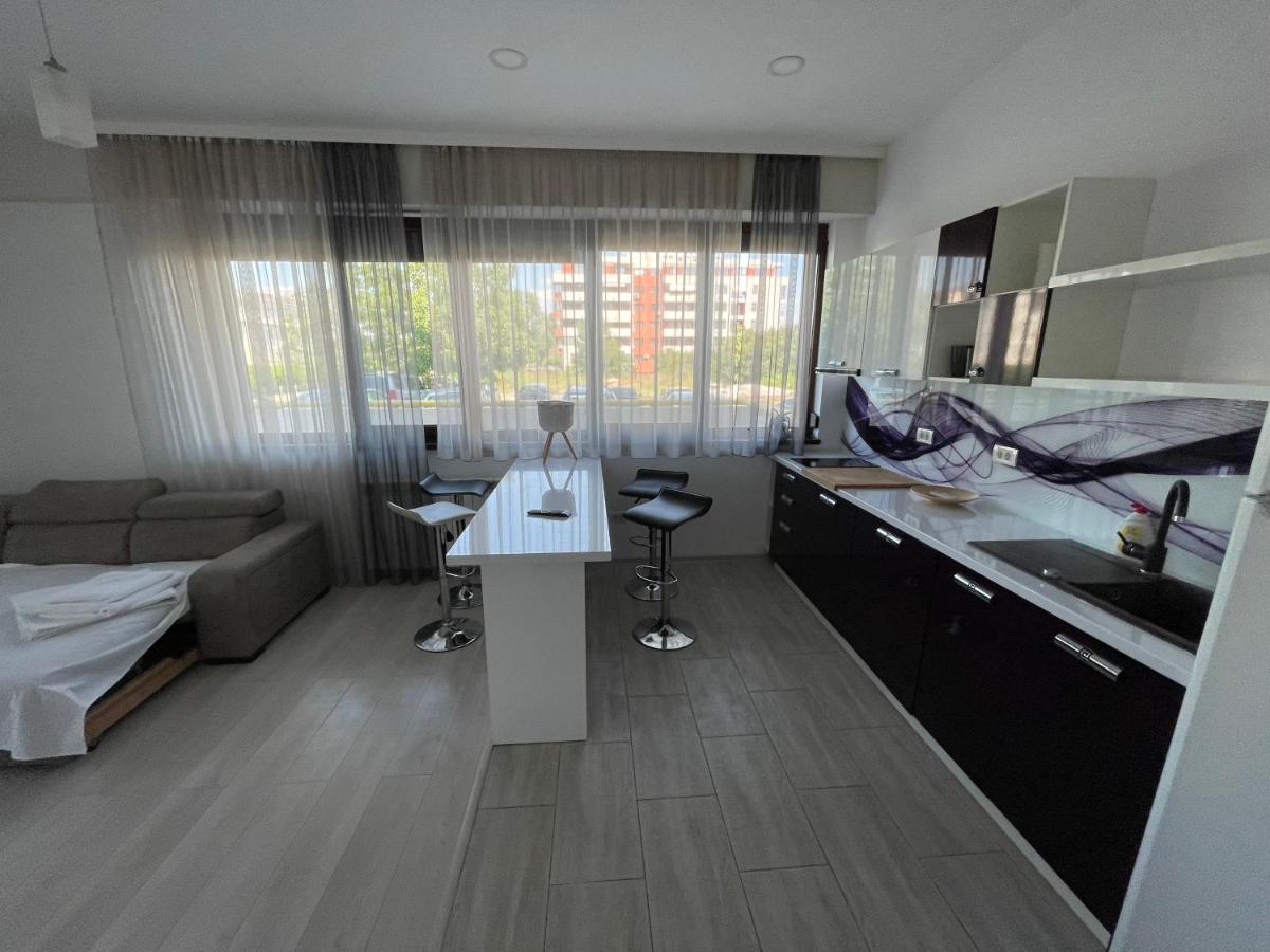 Mamaia Lake Apartments Constanta Exterior photo